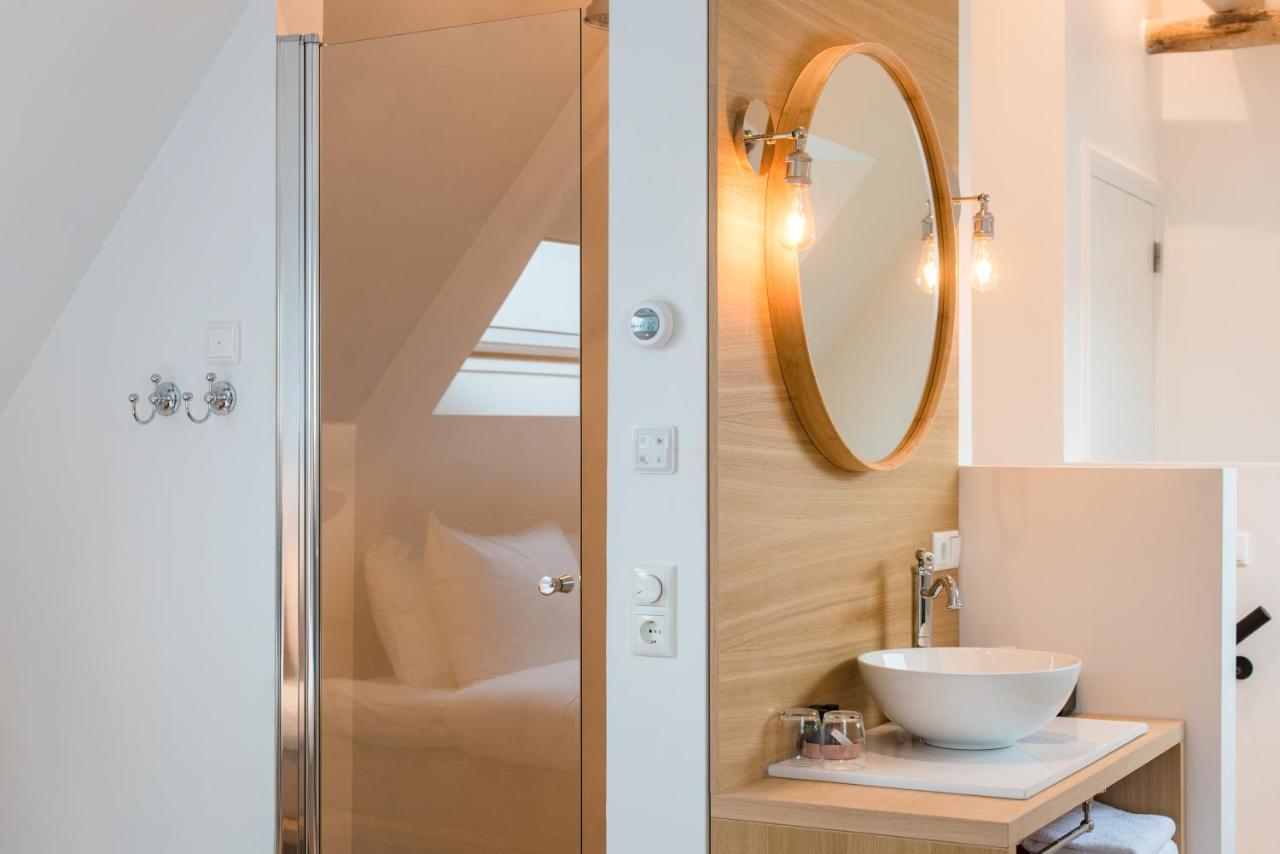 Fietshotel Zee Van Tijd Holwerd Dış mekan fotoğraf
